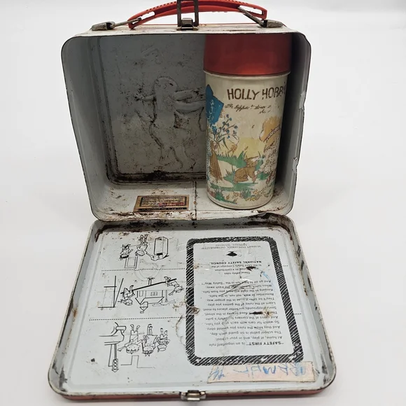 Holly Hobbie Vintage Metal Lunchbox & Thermos Set - Picture 7 of 14